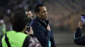 بالصور .. عبد الحليم علي يتلقى تحية خاصة من جماهير الزمالك – الجريدة