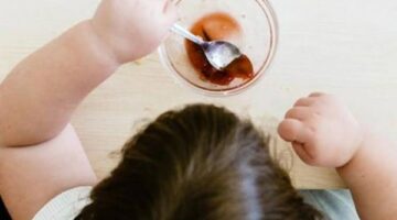 4 طرق فعالة تقي طفلك من السمنة.. الدعم النفسي أهمها – الجريدة