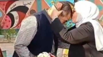 عقوبة صارمة.. قرار بشأن معلمي واقعة الورد والقبلة في الشرقية! – الجريدة