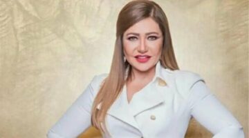 ليلى علوي تخطف الأنظار بأناقتها في عيد الحب.. صور – الجريدة