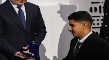 وزير الداخلية يشيد بتضحيات رجال الشرطة في إرساء دعائم الاستقرار – الجريدة