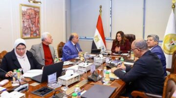 وزيرة التنمية المحلية تتابع مستجدات منظومة المخلفات الصلبة بالجيزة مع شركة نهضة مصر للخدمات البيئية | الأخبار – الجريدة