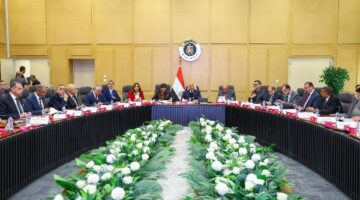 لجنة من التنمية الصناعية والبيئة لمعاينة المدفن الصحي بالعاشر من رمضان – الجريدة