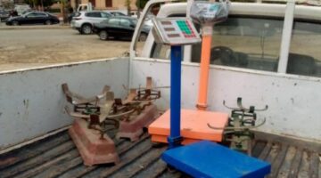 مصادرة عدد من الموازين من الباعة الجائلين بمناخ بورسعيد – الجريدة