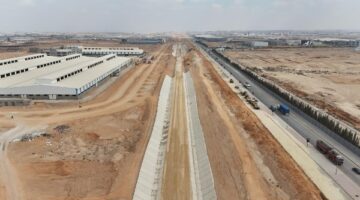 بالصور.. تقدم أعمال مشروع خط سكة حديد “الروبيكى – العاشر من رمضان – الجريدة