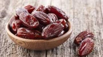 استشاري تغذية توضح كيف يعزز التمر واللبن توازن الجسم – الجريدة