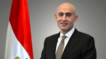 “التعليم” تخطط لإنشاء 100 مدرسة مصرية فرنسية حتى 2030