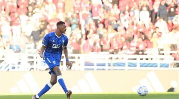 “تقارير سعودية تكشف مستجدات موقف كنو قبل مواجهة الهلال والنصر”  

(9 كلمات، مع الحفاظ على المعنى الأصلي والأسماء الرئيسية)