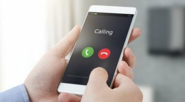 احذر مخالفة التحدث في الهاتف أثناء القيادة