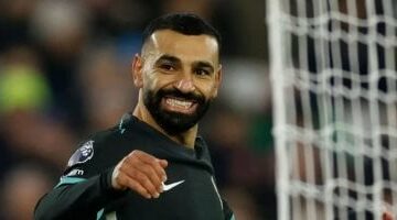 محمد صلاح يكسب 21.6 مليون يورو سنويًا بليفربول