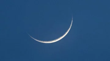 خمس دول تعلن الإثنين أول أيام عيد الفطر.