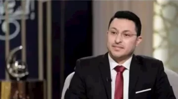 جامعها زوجها في نهار رمضان: هل تكفي الكفارة أم القضاء فقط؟