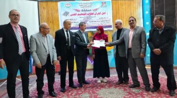 الداخلة تكرم أهل القرآن وطلاب التعليم الفني