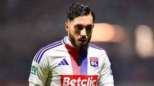 ليفربول يستهدف التعاقد مع أفضل لاعب عالميًا.