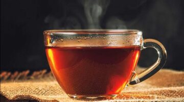 ماذا يحدث عند تناول الشاي الأسود بعد الإفطار .. مفاجأة – الجريدة