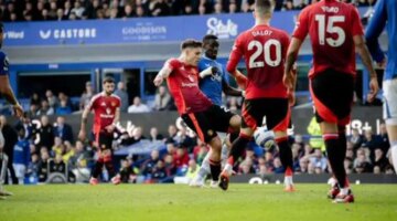موعد مباراة مانشستر يونايتد ونوتينجهام الدوري 30