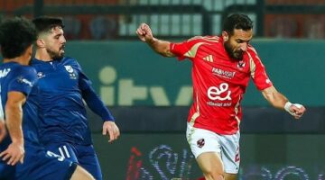 الأهلي يحتفل بعودة معلول أمام إنبي