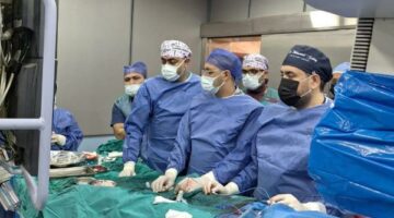 الصحة تعلن نجاح عملية دقيقة لتغيير الصمام الرئوي بالقسطرة في أكاديمية قلب المبرة | الأخبار – الجريدة