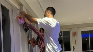 لاعب ليفربول يحذر محمد صلاح بسبب تعليقه زينة رمضان – الجريدة