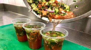 بطعم محلات الكبابجي.. طريقة عمل كوب ماء سلطة بطعم خرافي – الجريدة