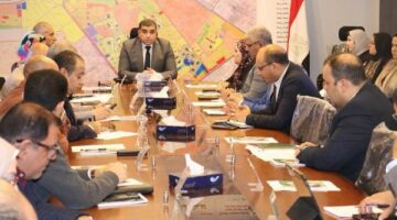 وحدة السياسات تعقد اجتماعا لمتابعة برامج التقنين