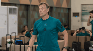 رينارد يستبعد ثنائي السعودية قبل اليابان