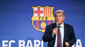 خوف جماهير برشلونة يُدر 300 ألف يورو.