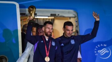 سكالوني يشكك في مشاركة ميسي بمونديال 2026