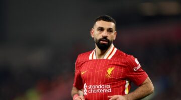 صلاح يتدرب استعدادًا لمرحلة حاسمة