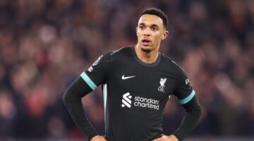 ليفربول يلجأ لخطة غريبة بعد مغادرة أرنولد