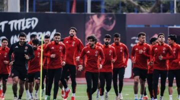 الأهلي يتدرب بمعسكر مغلق قبل مواجهة الهلال