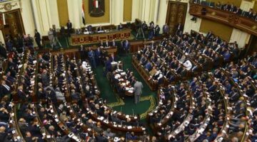طلب إحاطة لرئيس الوزراء بشأن معايير اختيار أساتذة الجامعات