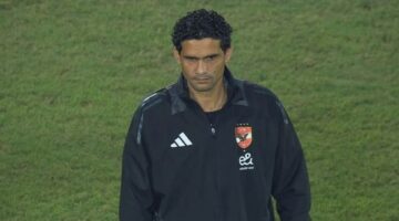 محمد نجيب يعزز الجهاز الفني للأهلي أمام إنبي
