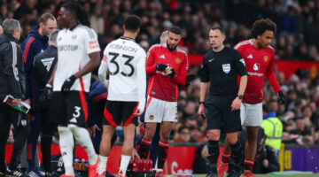 مزراوي يتسبب في أزمة لمدرب مانشستر يونايتد