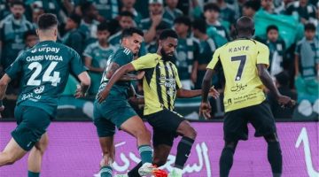 بنزيما يعادل للاتحاد ضد الأهلي في الدوري السعودي