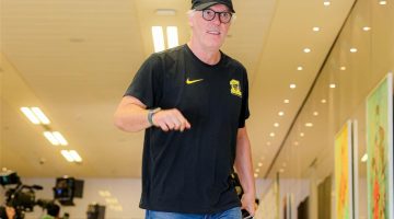 لوران بلان يوجه لاعبي الاتحاد للمجازفة أمام الأهلي ويحصدون الرد في الوقت القاتل