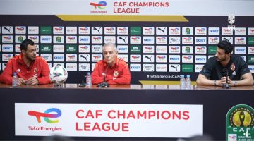 لاعبو الأهلي يتحدون أرضية ملعب الهلال ولا يهتمون بمنافسي دوري الأبطال