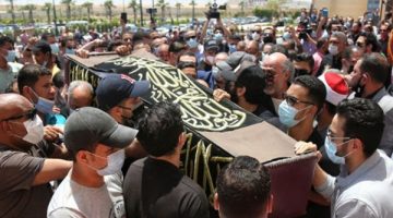 الموت يفجع إيمان البحر درويش.. حسابه الشخصي يتحول إلى دفتر عزاء