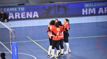 الأهلي يهزم قرطاج ويتأهل لمواجهة الزمالك في نهائي إفريقيا لسيدات الطائرة