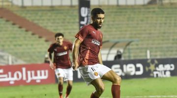 إصابة قندوسي تصدم الاتحاد الجزائري.. دعم كامل للنجم الشاب