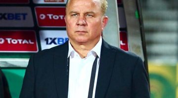 شوقي غريب يتولى تدريب المريخ السوداني لمدة عام رسميًا