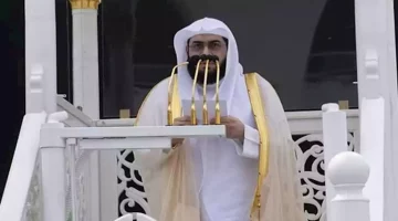 خطيب الحرم: رمضان محطة تزود دائمة.