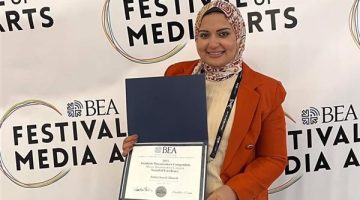 أميرة سيد تتألق بجائزة التميز في مهرجان BEA الدولي عن “سيدات النيل”