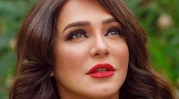 سلاف فواخرجي خارج سجلات نقابة الفنانين السوريين في قرار مفاجئ
