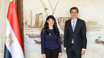 التنمية الاقتصادية: خطة تنفيذية شاملة بالتعاون مع البنك الدولي لتحقيق النمو المستدام