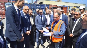 وزير الاستثمار يزور جهات الرقابة الجمركية بالإسكندرية