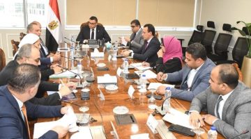 تشغيل حديقة تلال الفسطاط محور اجتماع وزير الإسكان مع التنمية الحضرية