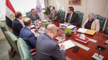 سلامة الغذاء: مناقشة اشتراطات جودة المنتجات بالتعاون مع الصحة