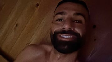 محمد صلاح يتألق في أحدث ظهور له داخل غرفة الساونا