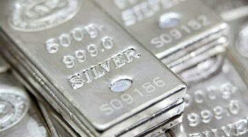 الملاذ الآمن بديل الذهب.. شوف أسعار الفضة رايحة على فين